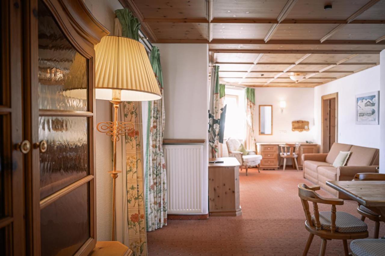 Hotel Tirolerhof - Familotel Zugspitze Ehrwald Exterior foto